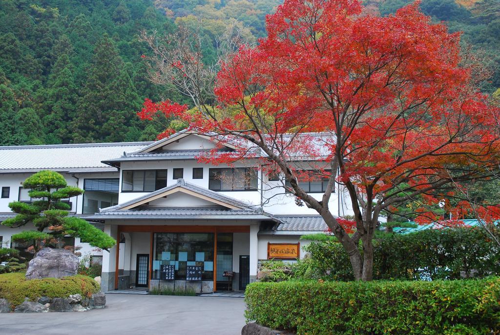 Отель Okumizuma Onsen Kaizuka Экстерьер фото